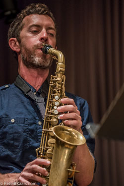 Aram Shelton